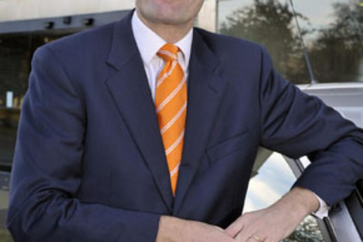 931_Phil_Hollins_Fleet_director_Ford