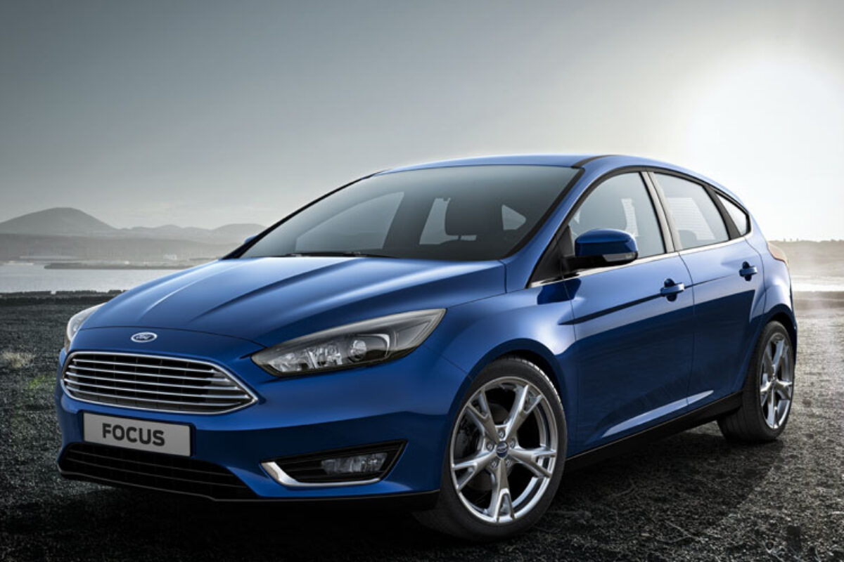 979_NewFordFocus 5door 03