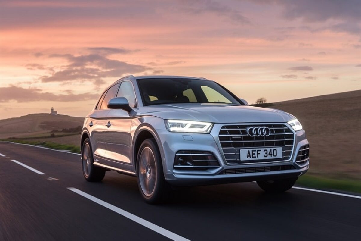 AUDI Q5 TFSI 2017 front sunset