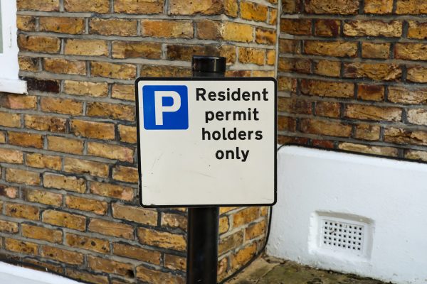 Resident permit holders only sign