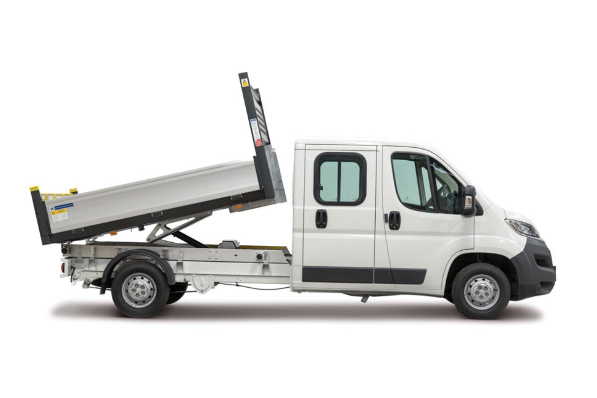 Citroen-Relay-Ready-to-Run-Crew-Cab-Tipper-side-view