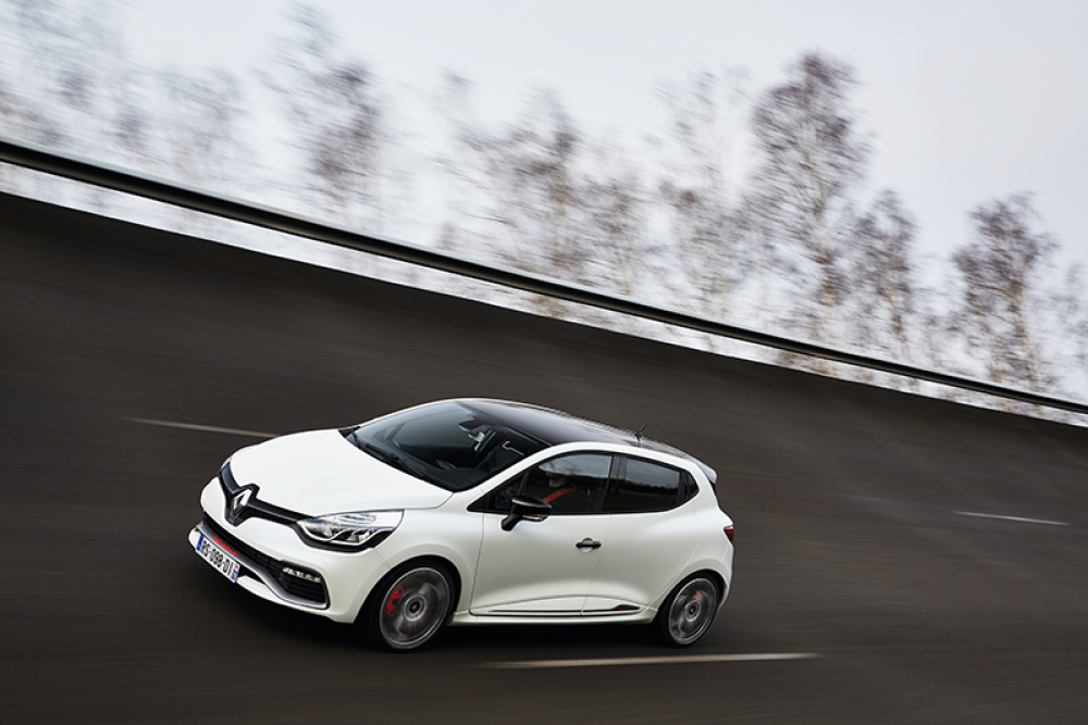 Clio Renaultsport 220 Trophy EDC_ A new addition to the Trophy family 63878