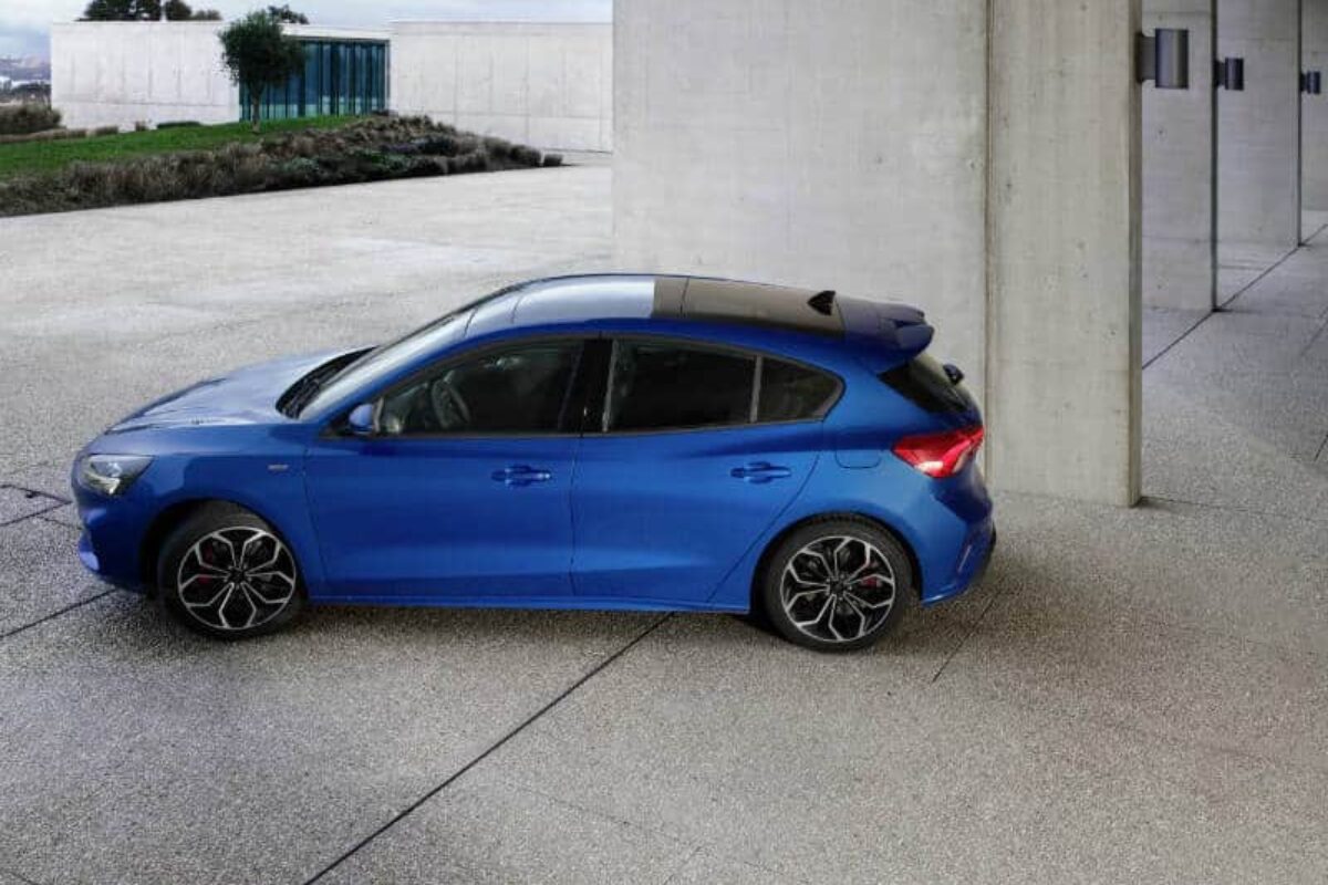 FORD_2018_FOCUS_ST LINE__12