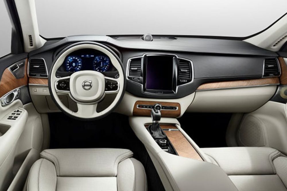 First interior shots of the new Volvo XC90