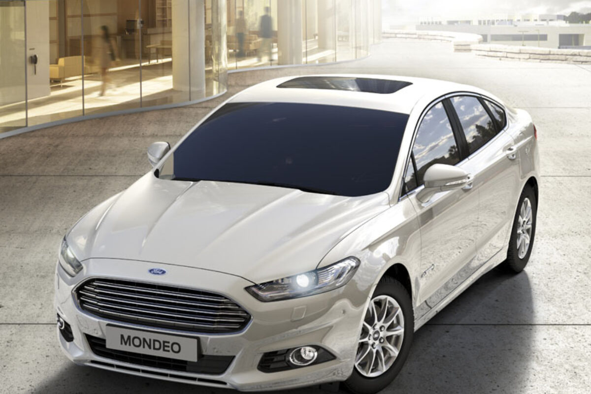 FordMondeo Hybrid 800