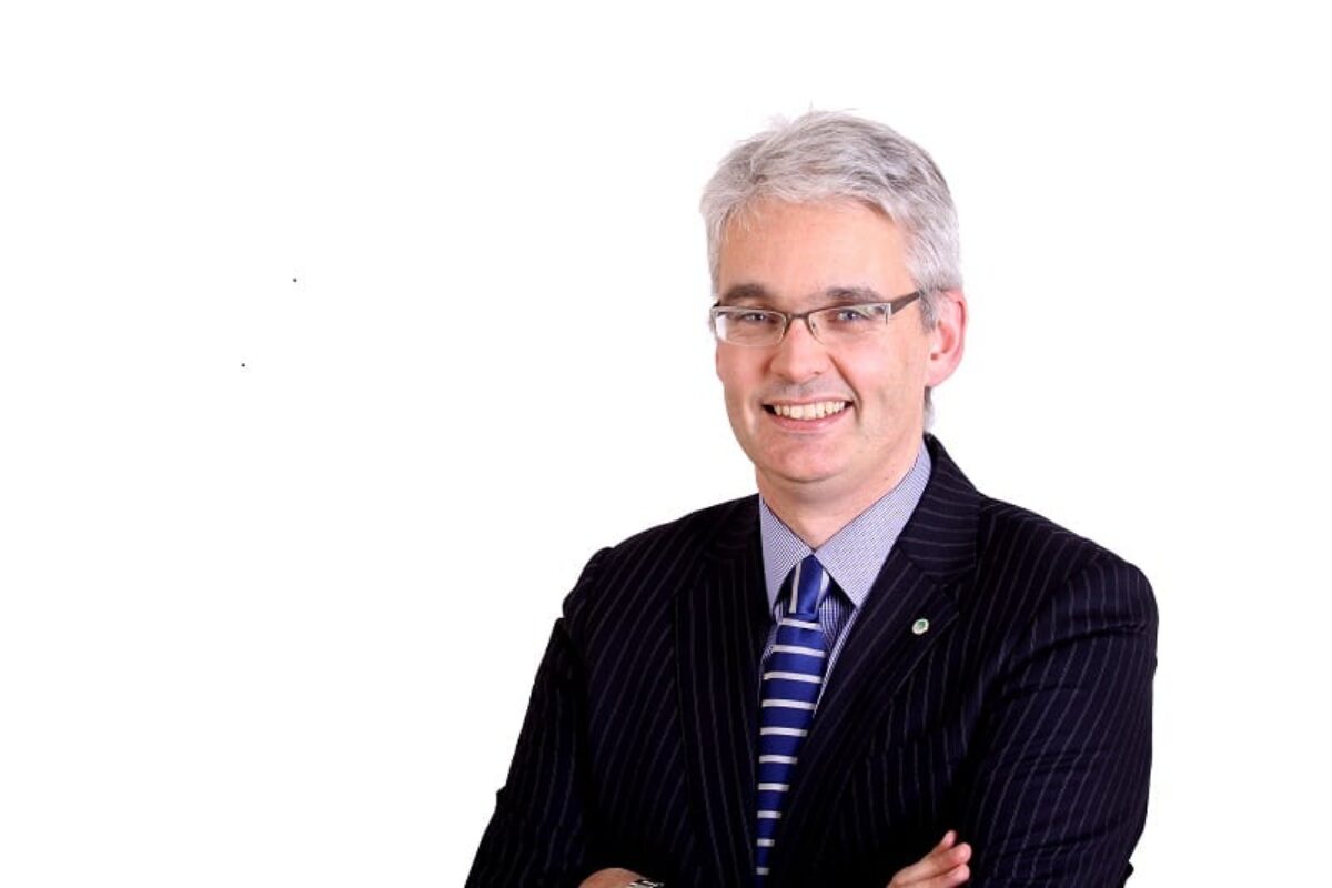 Jon Lawes Hitachi