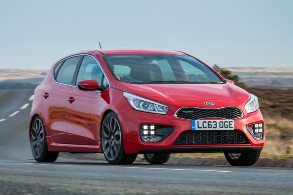 Kia_ceed_GT_review_action2