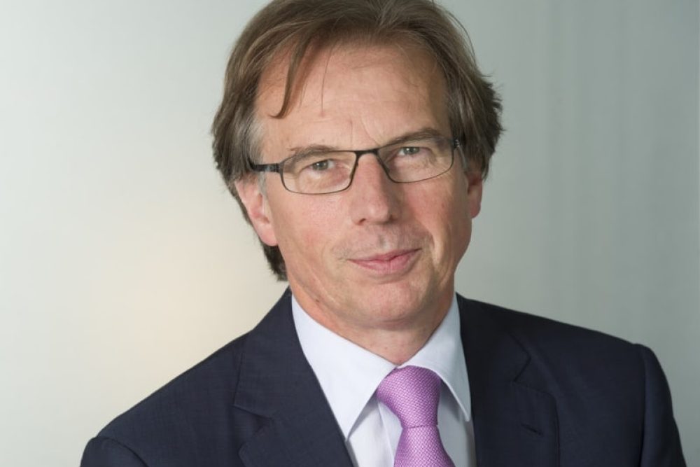 Klaus Entenmann Chairman Daimler Financial Services