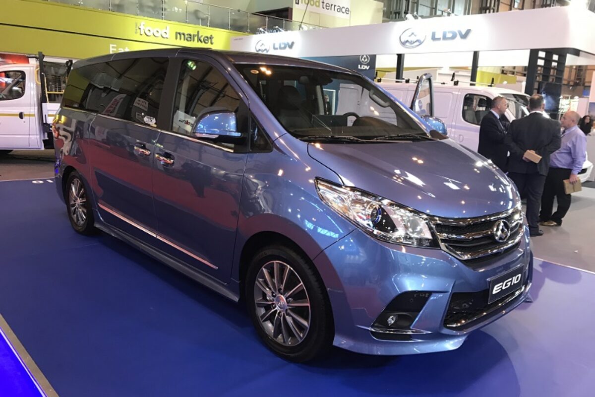 LDV-EG10-electric-people-carrier-CV17