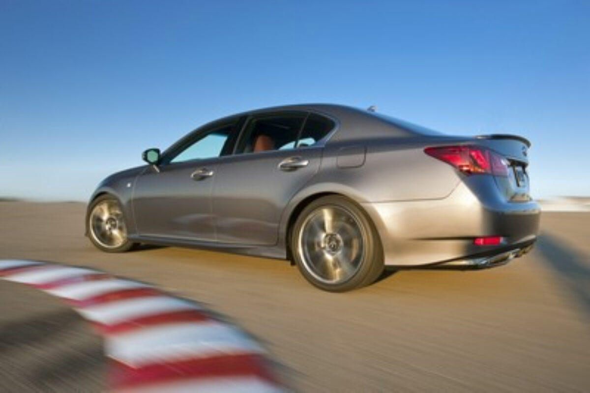 Lexus GS F Sport rear