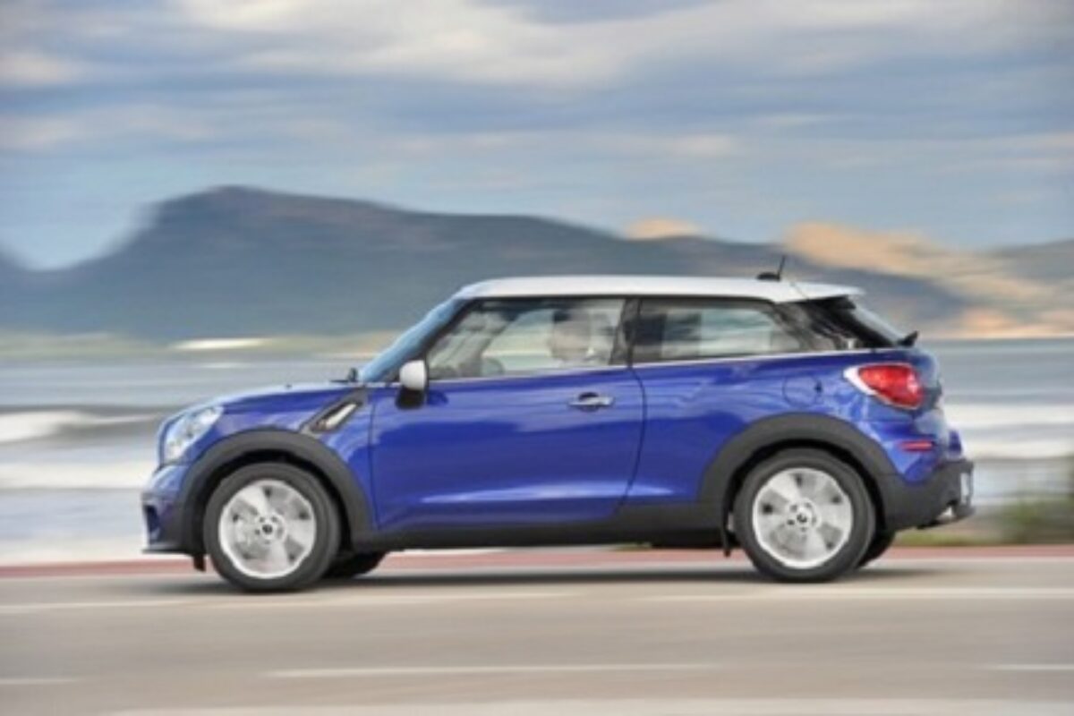 MINI Paceman1