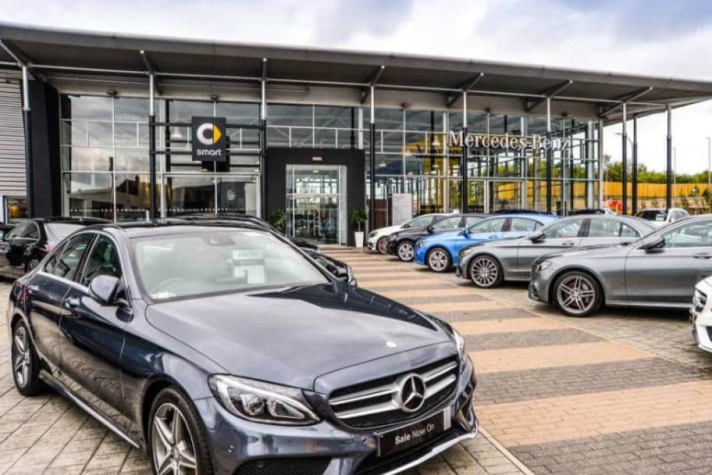 March 2018 car sales down forecourt picture 1