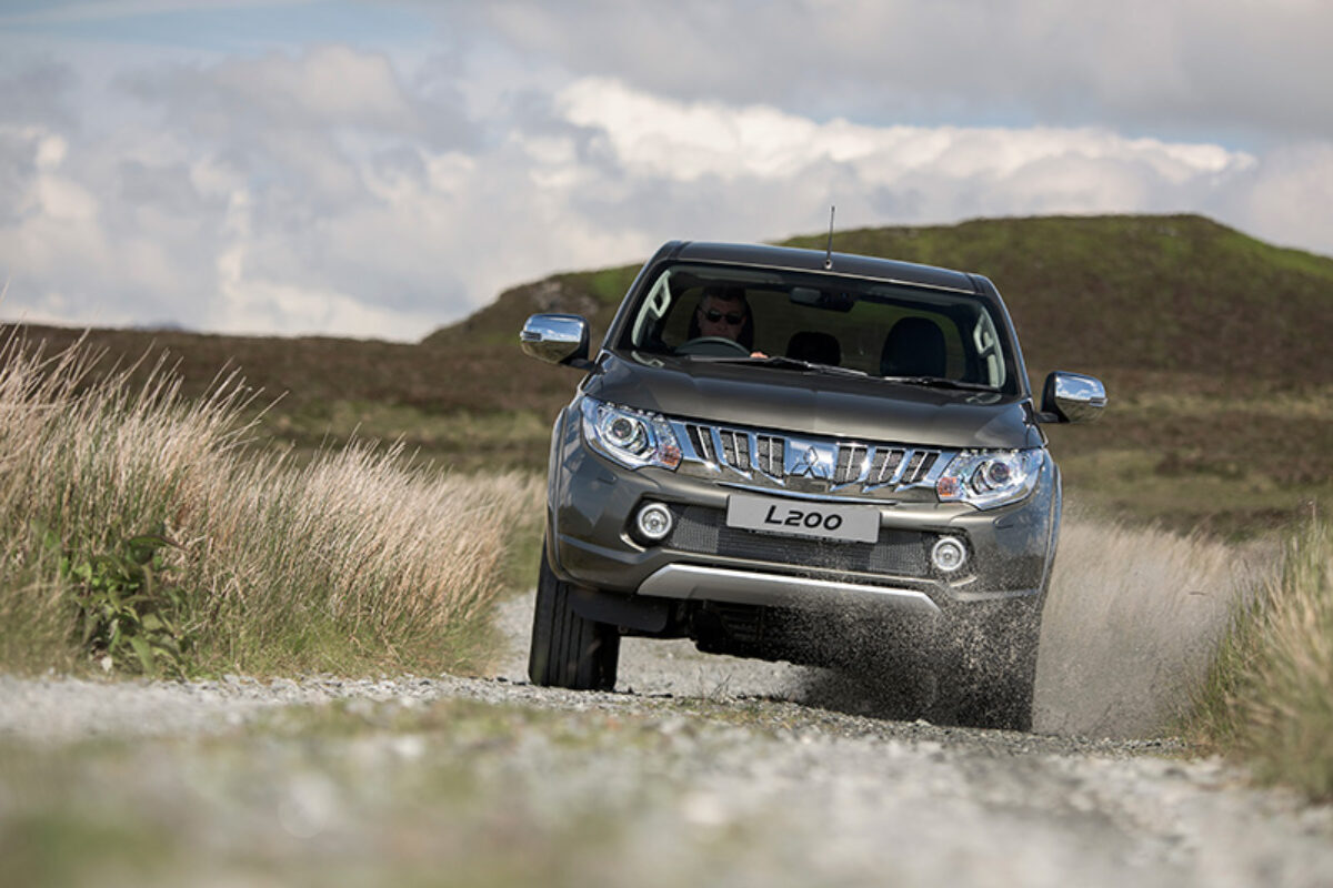 Mitsubishi L200 Double Cab Barbarian2 rhxw5lyvtayga0euikcrwmvryzplyfm63a4d68wa4g