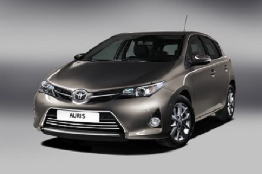 New_Toyota_Auris__low_running_costs__low_tax_and_lasting_value_Toyota_37144