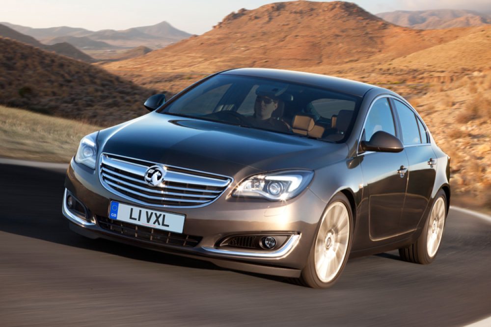 New_Vauxhall_Insignia_action