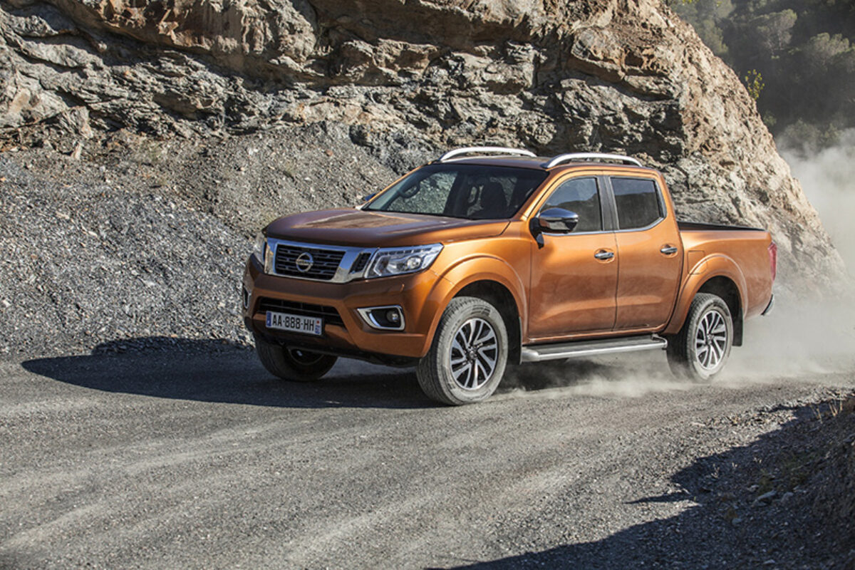 Nissan Navara 2