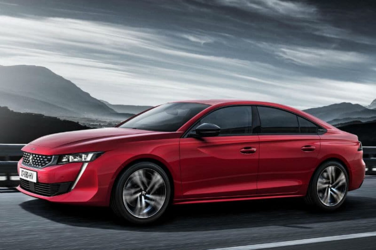 PEUGEOT_508_side on