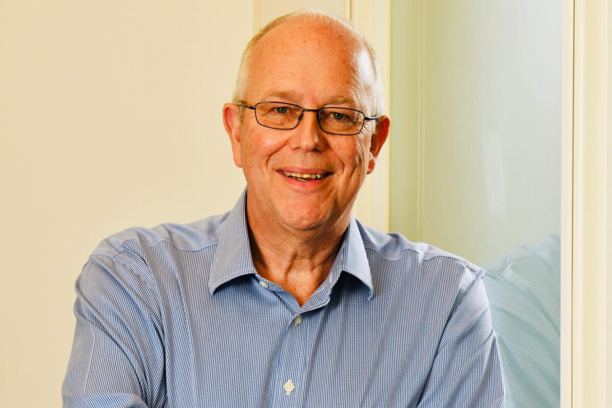 Peter-Golding3068-1