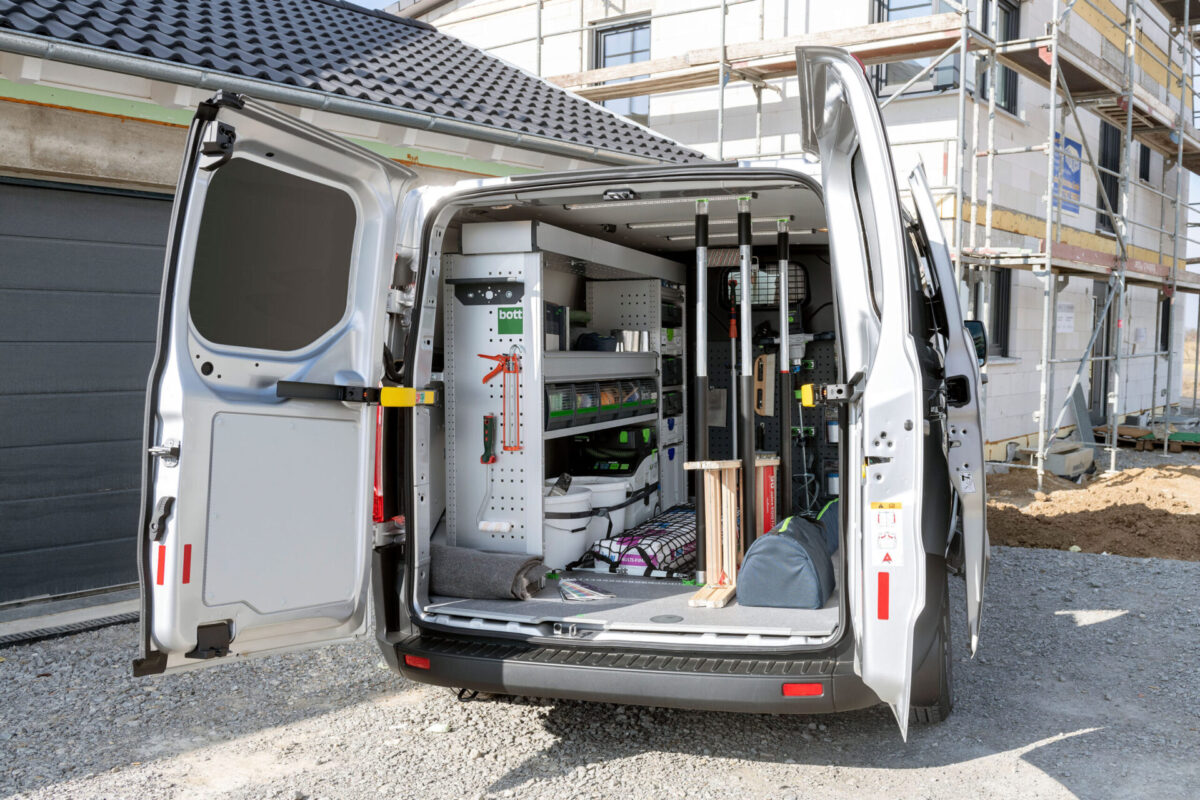 Picture-3-bott-vario3-van-racking-Copyright-Bott-Group-scaled