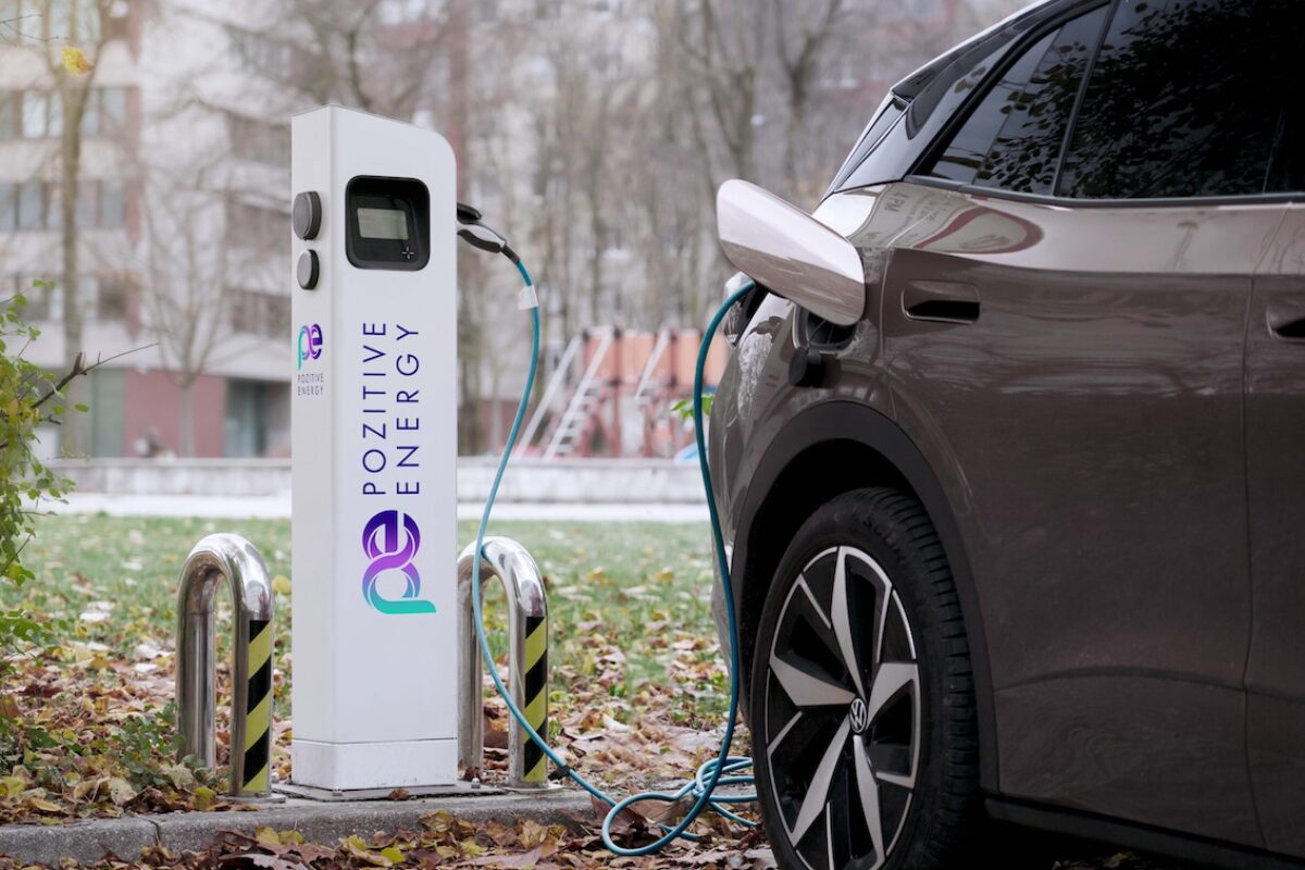 Pozitive-Energy-Ev-Charge-Point-b