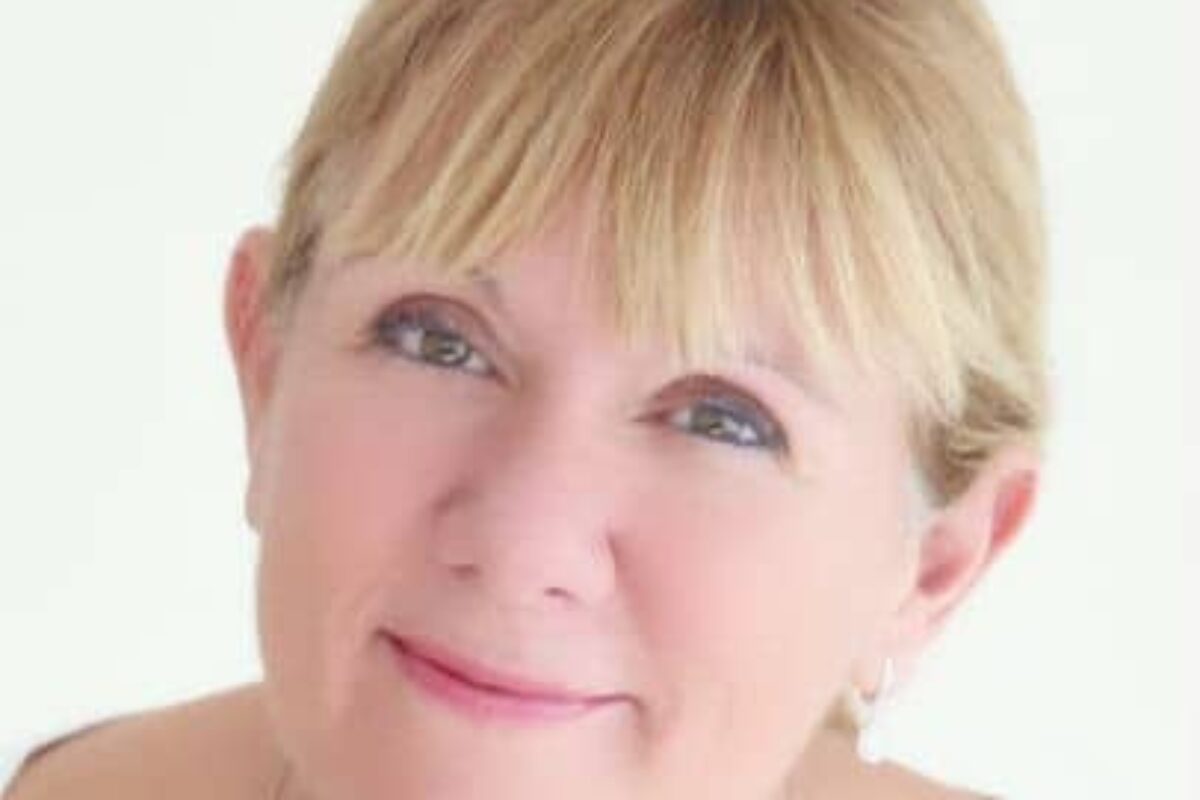 Sarah Easton