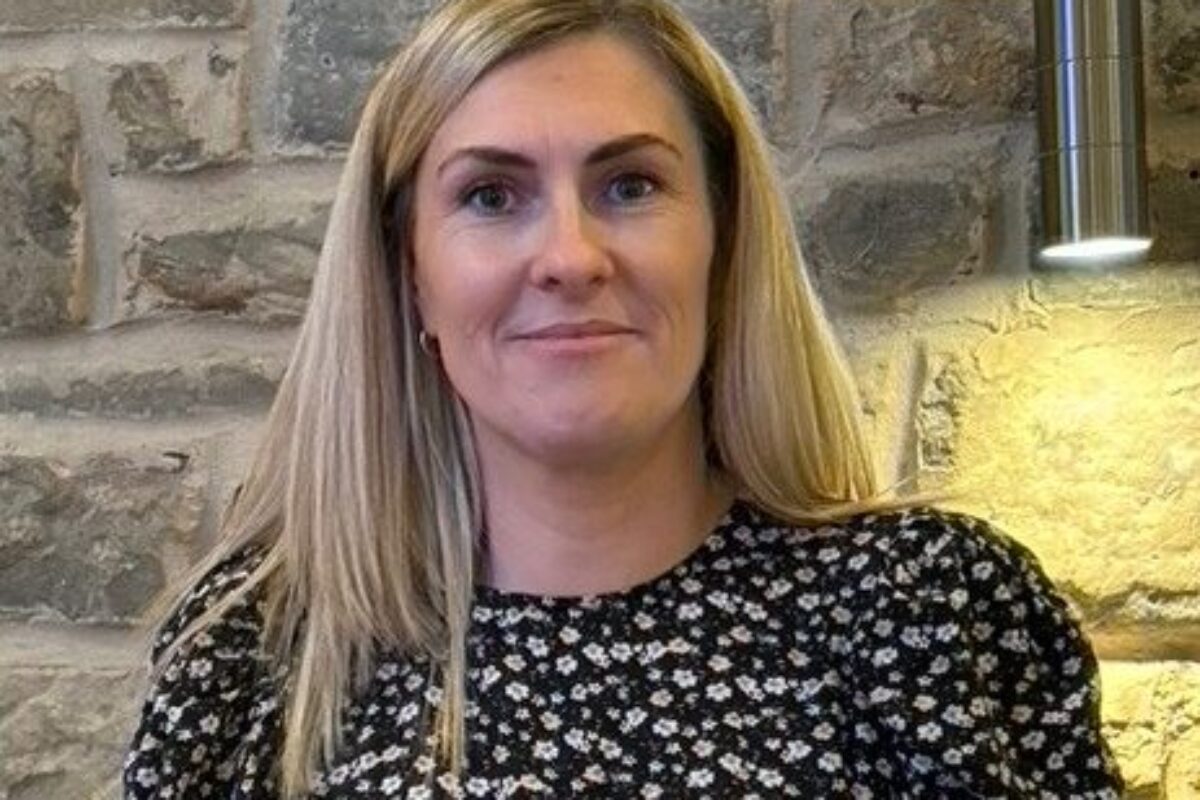 Sarah-Gray-Head-of-ZEV-Strategy-and-Development-at-Dawsongroup-vans-e1773250199696