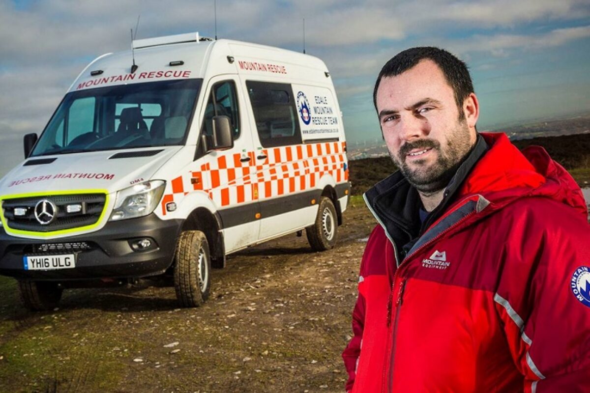 Sprinter-mountain-rescue-leader