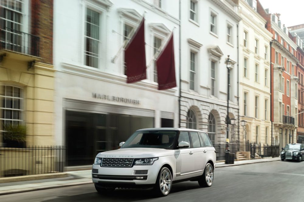 The_Range_Rover_Autobiography_Black_Land_Rover_47872
