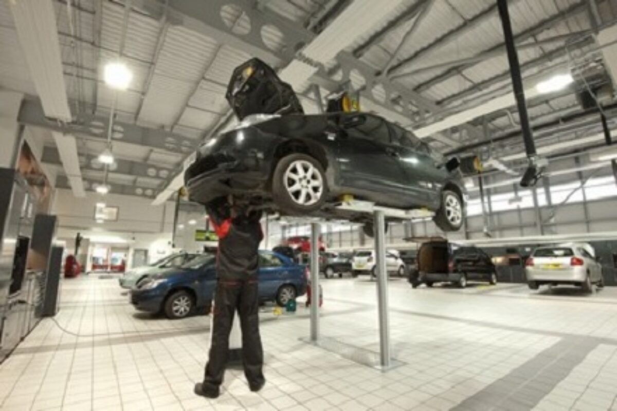 Toyota_and_Lexus_introduce_a_new_Fleet_Charter