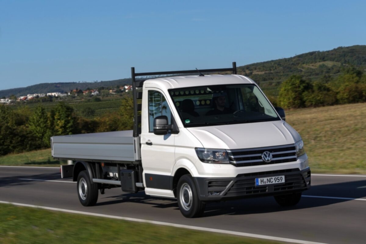 VW-Crafter-chassis-cab-front-e1507633449825