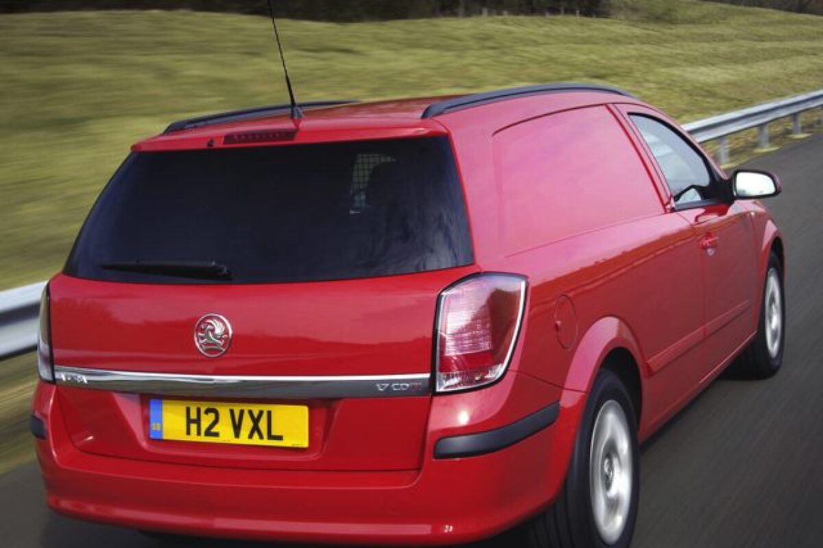 Vaux Astravan back 2012