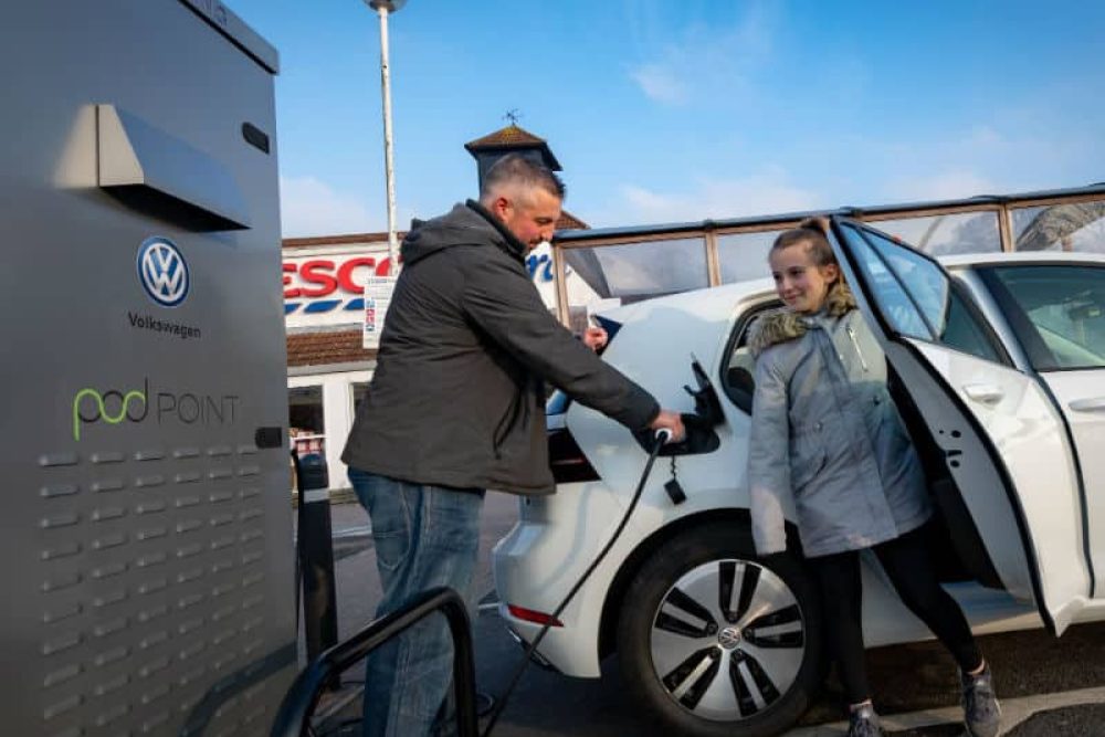 Volkswagen and Tesco chargepoint partnership 4