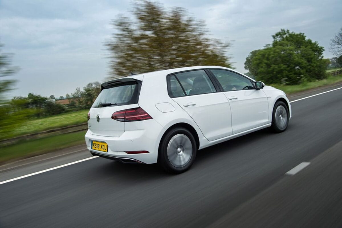 Volkswagen e Golf_2