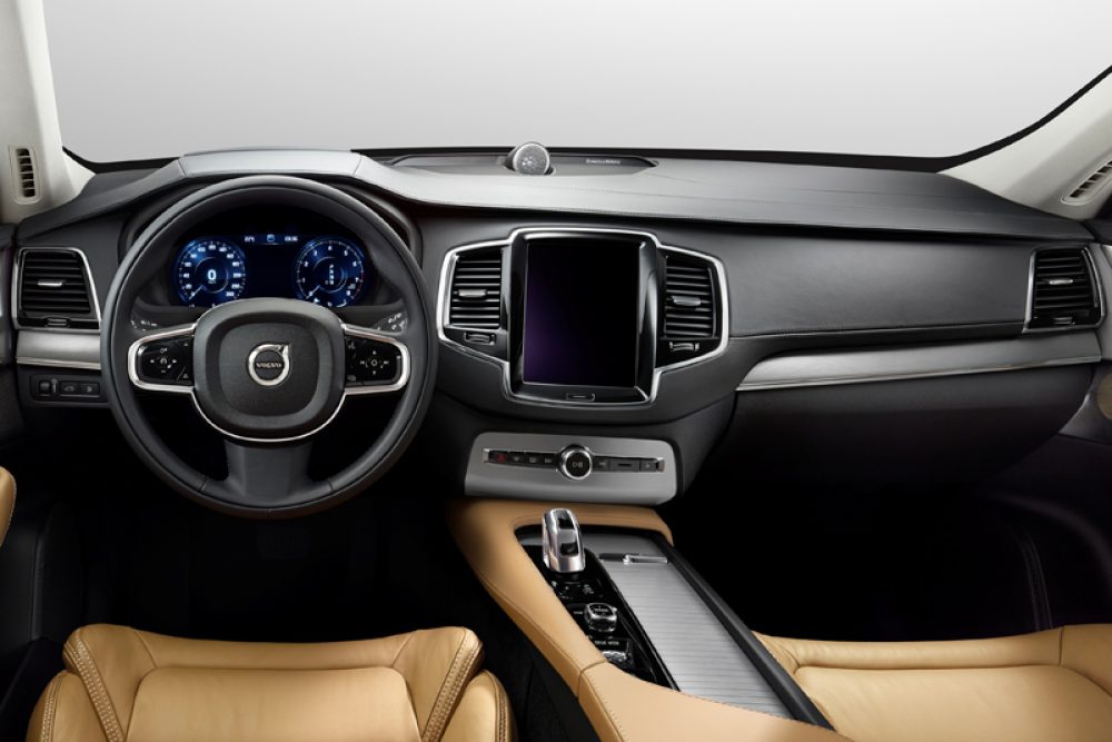 Volvo XC90 interior 800