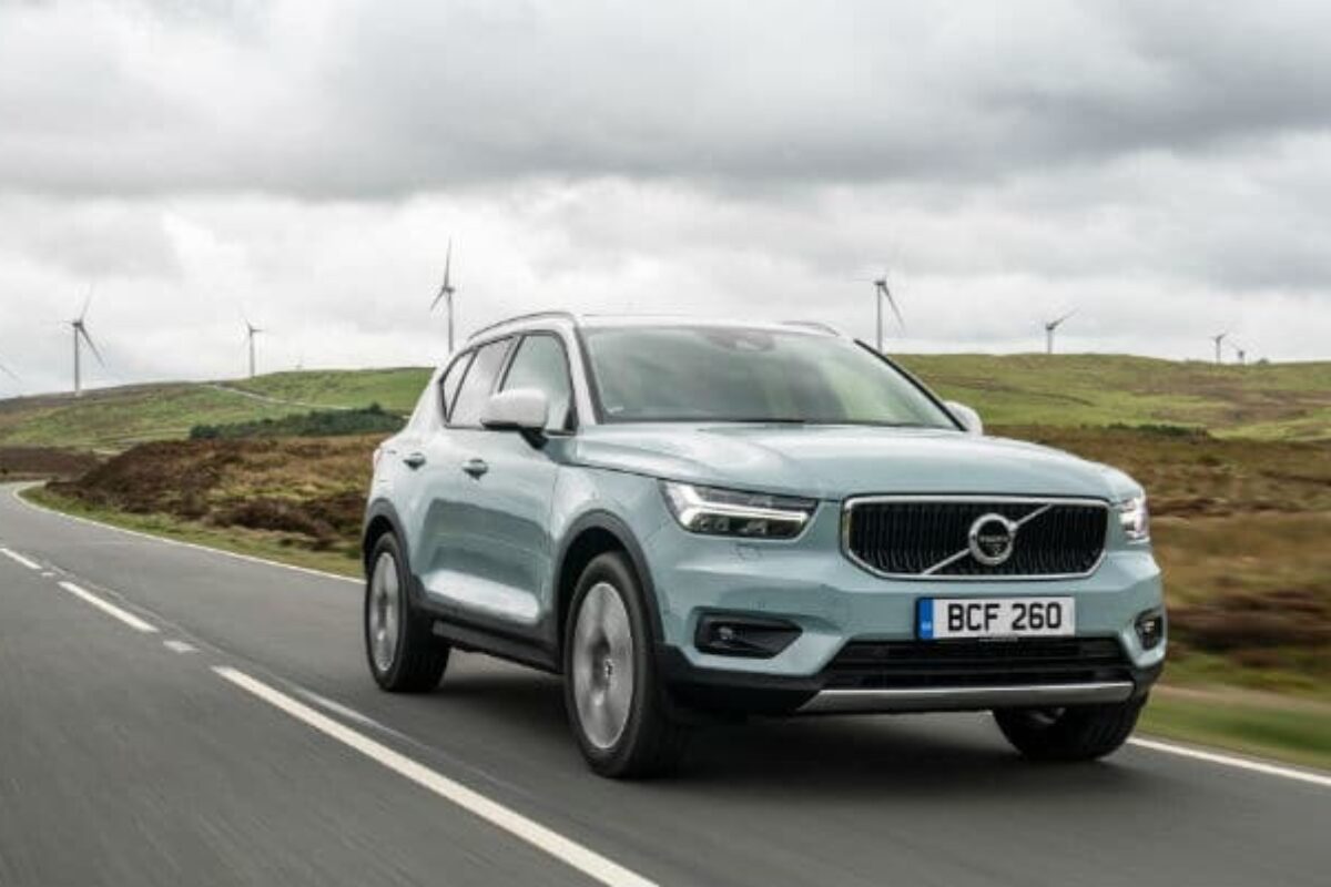Volvo_XC40