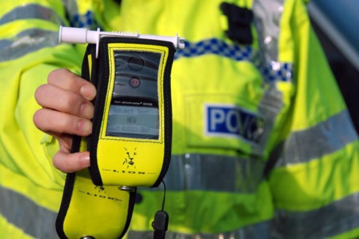 drink-drive-Breathtest-Lion-intoximeter-1