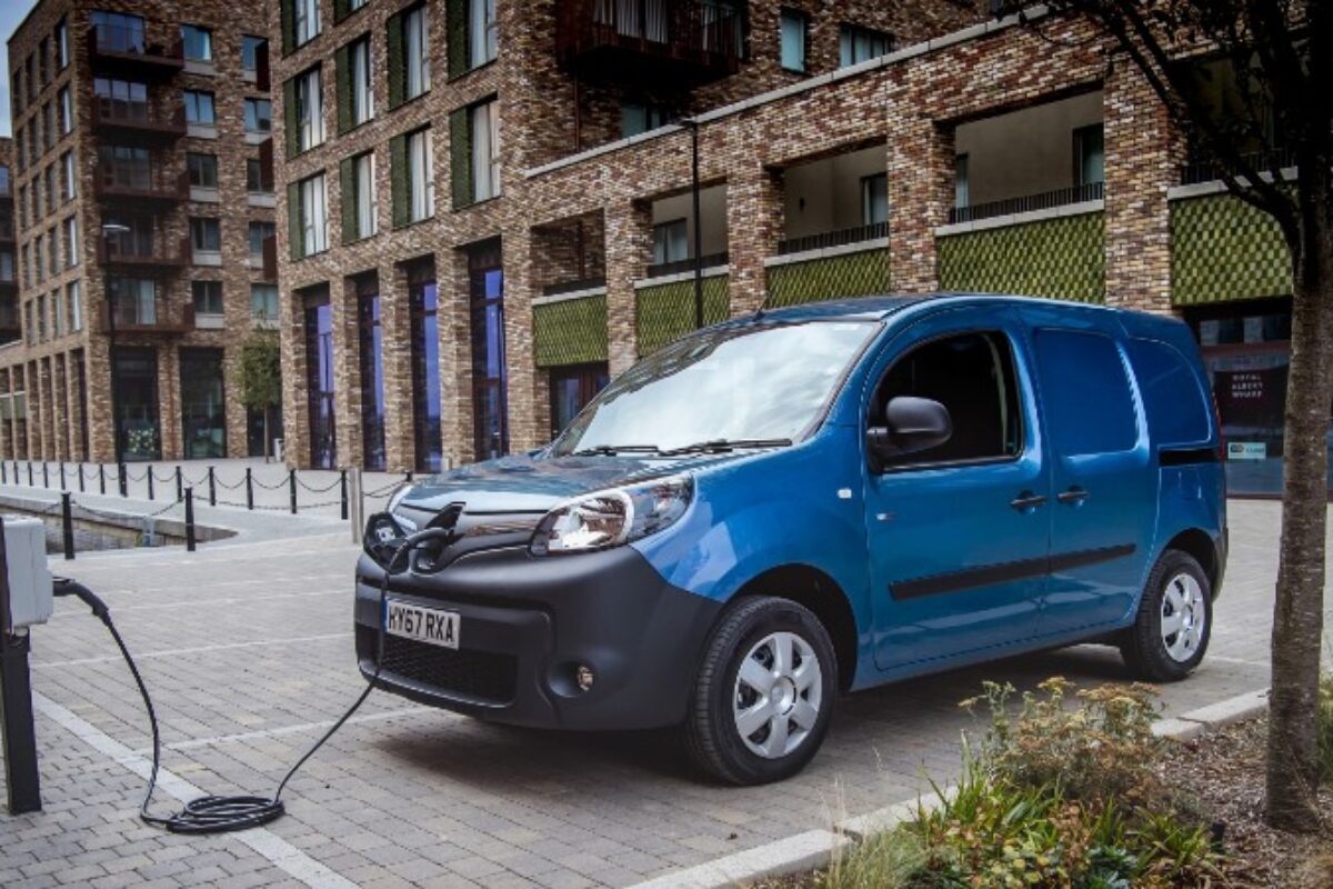 electric-van-fleet-1