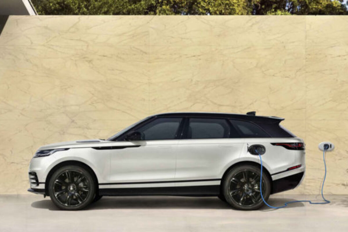 range-rover-696x376-1